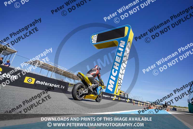 France;Le Mans;event digital images;motorbikes;no limits;peter wileman photography;trackday;trackday digital images